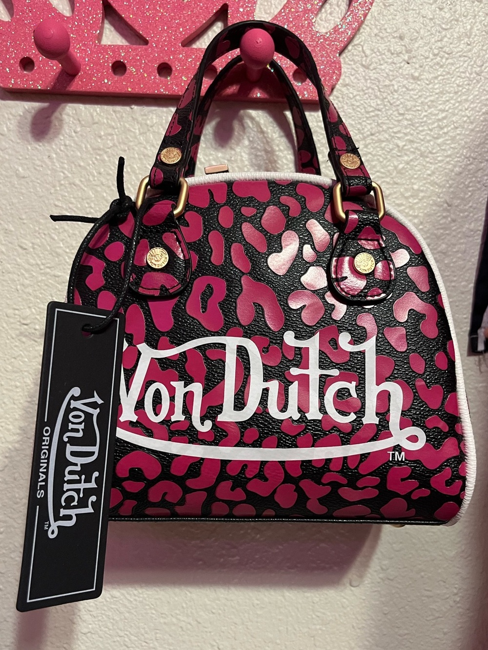 NWT Von Dutch pink and black leopard print purse